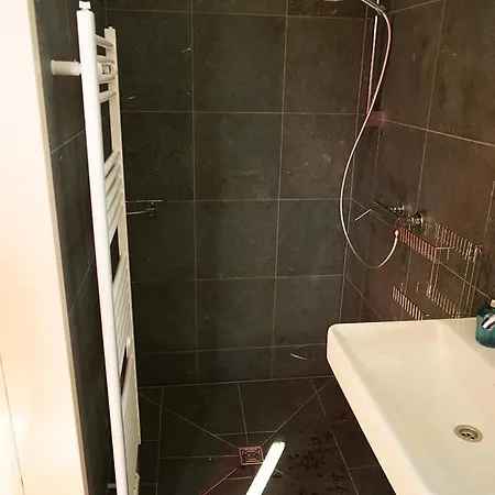 Stille, Aussicht Und Kunst Am Archaeologischen Park クサンテン