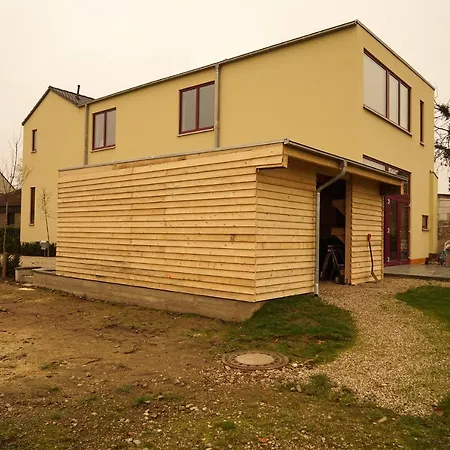 Stille, Aussicht Und Kunst Am Archaeologischen Park Xanten