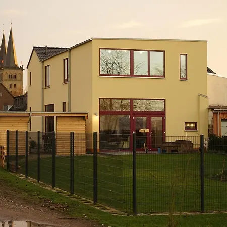 Stille, Aussicht Und Kunst Am Archaeologischen Park Homestay *