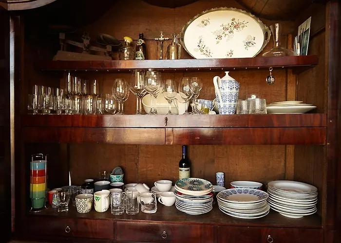 Stille, Aussicht Und Kunst Am Archaeologischen Park