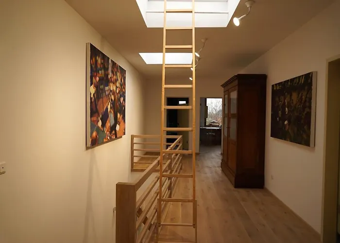 Stille, Aussicht Und Kunst Am Archaeologischen Park Xanten