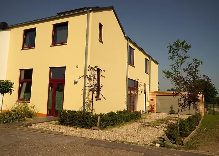 Stille, Aussicht Und Kunst Am Archaeologischen Park Homestay szállás Xanten